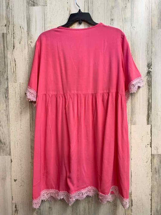 PRE-OWNED Dresses and Skirts Size L Pink SHORT SLEEVES Dress