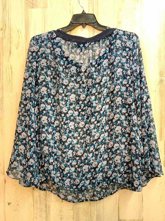 LANE BRYANT PLUS SIZES Size 18/20 Blue SHEER Floral FLARED SLEEVES TOP