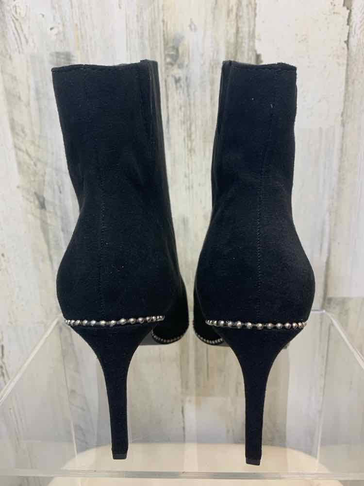 NWT BAR lll SHOES Shoe Size 9.5 Black Solid BOOTIE Shoes/BLACK ANKLE BOOTIE HEEL