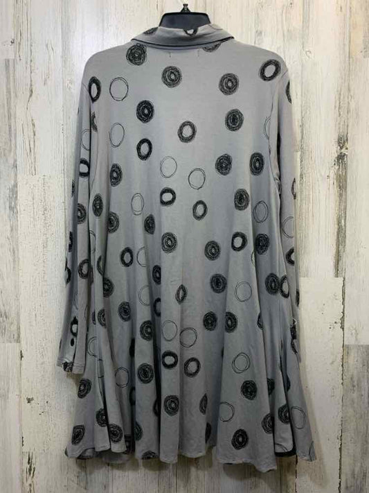 SNAPDRAGON & TWIG Tops Size L GRAY/BLACK LONG SLEEVE TUNIC SIDE PKTS BUTTON UP