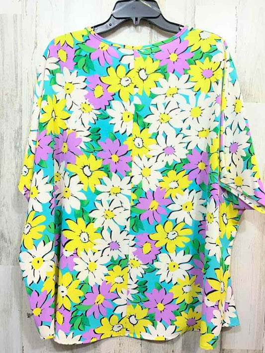 NWT JODIFL Tops Size M WHT/PRPL/YLOW Floral BAT SLEEVES/V NECK Blouse