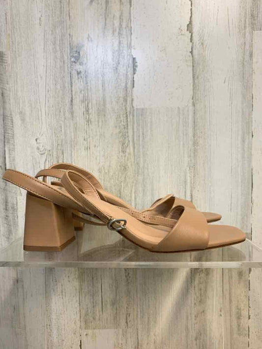 NWT A NEW DAY SHOES Shoe Size 8.5 Tan Solid BLOCK HEEL Shoes/TAN, OPEN TOE BLOCK