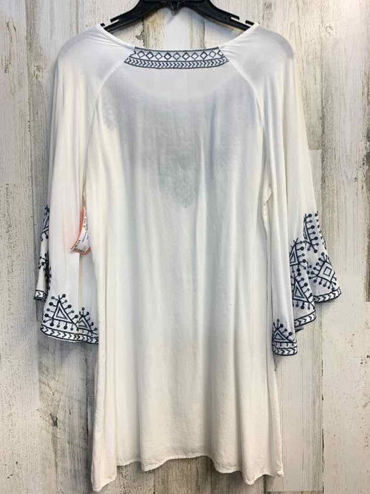 PRE-OWNED MOLLORELLO Tops Size M White LONGSLEEVE TOP