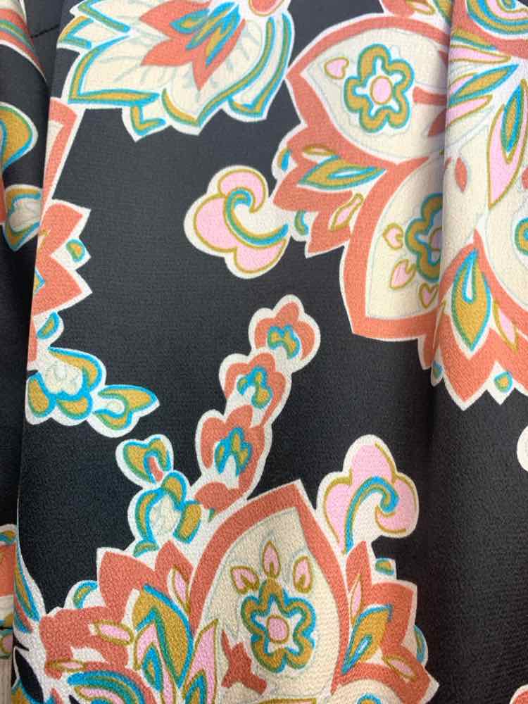 PRE-OWNED ENTRO Dresses and Skirts Size L BLK/MULTI-COLOR Floral Dress/WRAP DRES