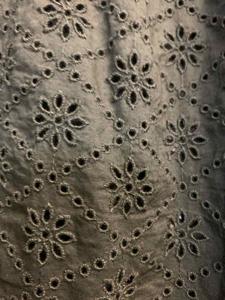GAP Tops Size L DARK GREEN Eyelet LONG SLEEVES TOP