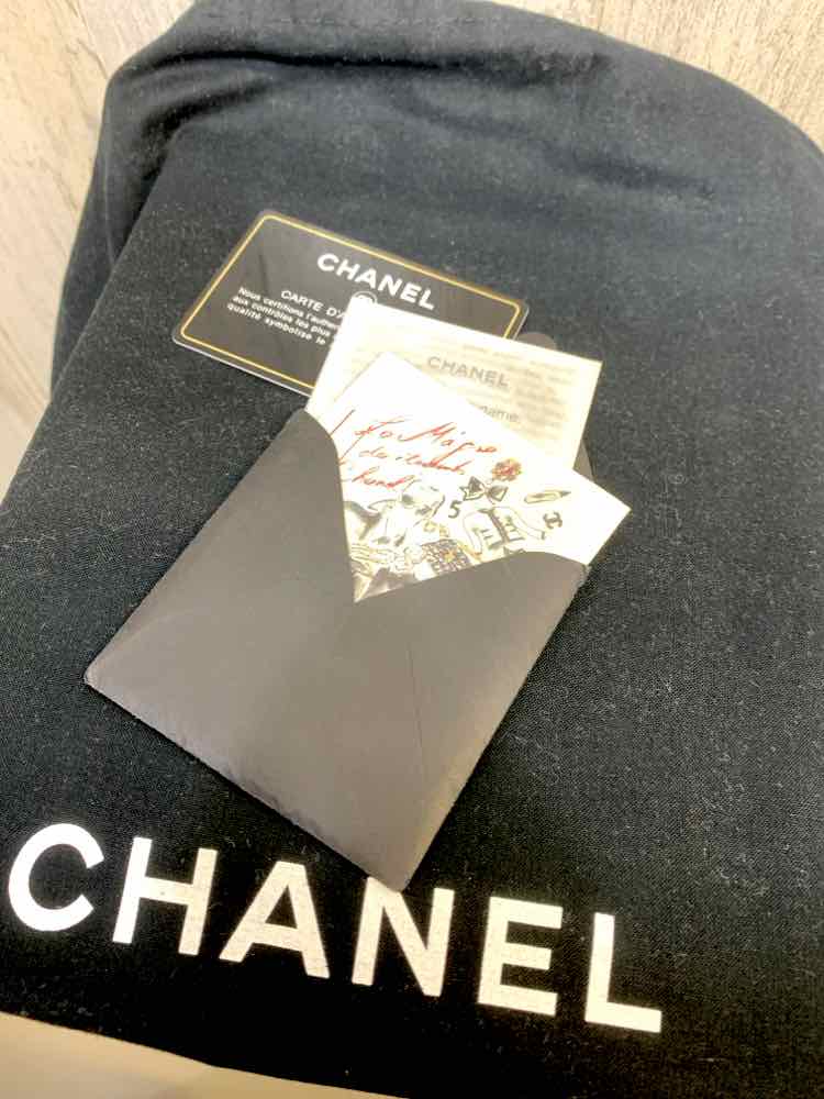 PRE-OWNED CHANEL BLK/WHT/RED Handbag