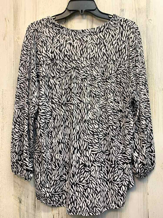 VINCE CAMUTO Tops Size L BLK/WHT ABSTRACT LONG SLEEVES TOP