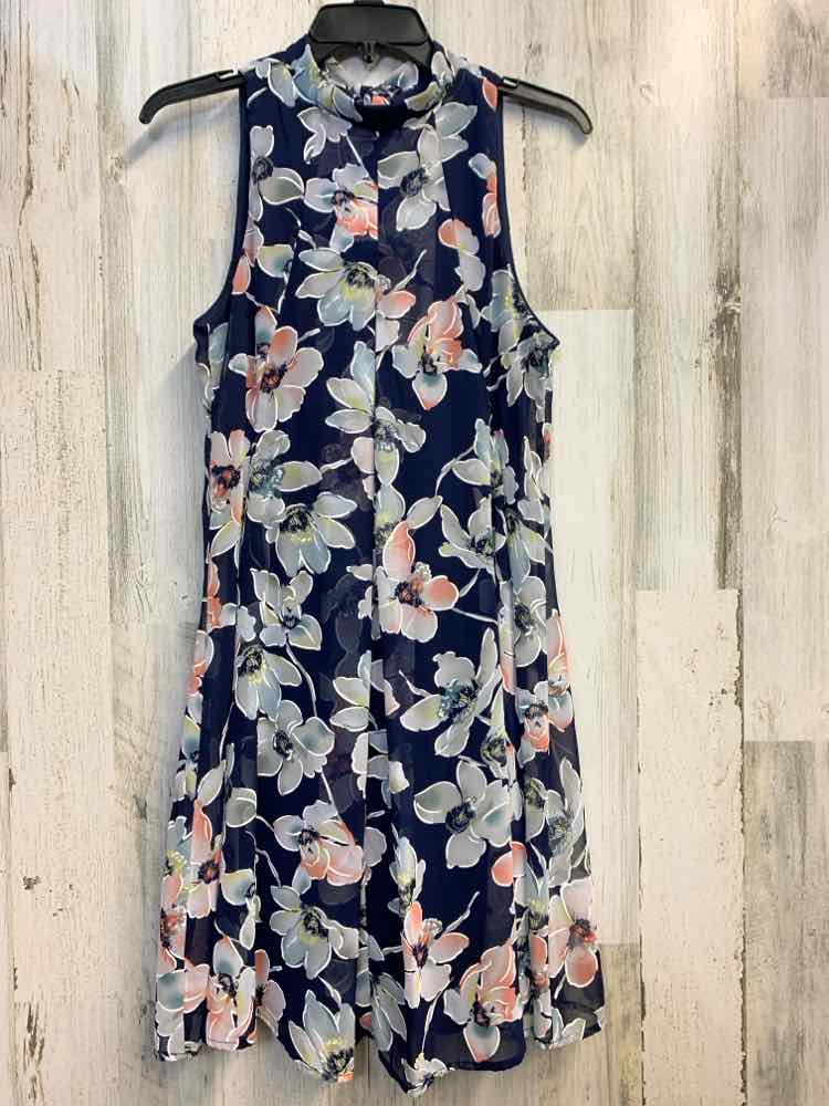 PRE-OWNED ROBBIE BEE Designer Handbags Size 6P NVY/WHT Floral SLEEVELESS Dress