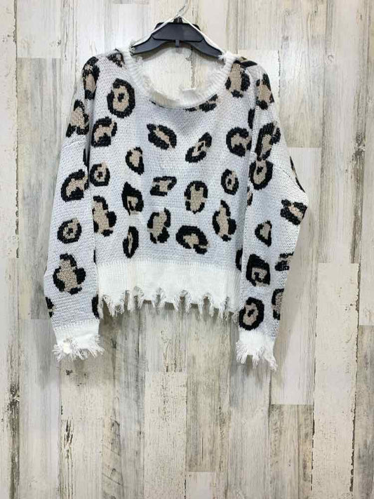 PRE-OWNED MIRACLE Tops Size S/M WHT/BGE/BLK CHEETAH SWEATER Sweater/WHT/BGE/BLK