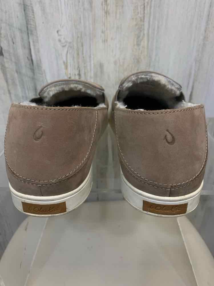 PRE-OWNED OLUKAI SHOES Shoe Size 10 Tan SLIP ON Shoes
