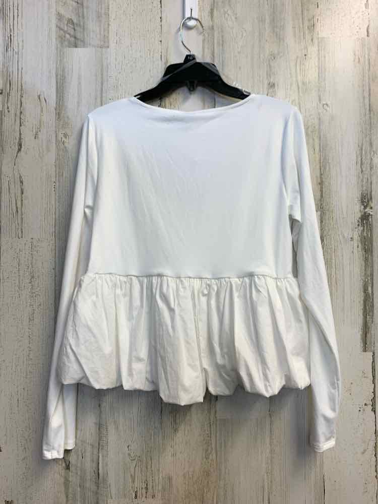 NWT WILD FABLE Tops Size XL White LONG SLEEVES TOP