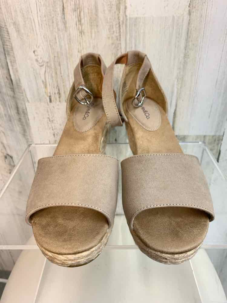 NWT STYLE & CO SHOES Shoe Size 7 Tan Suede WEDGE Shoes