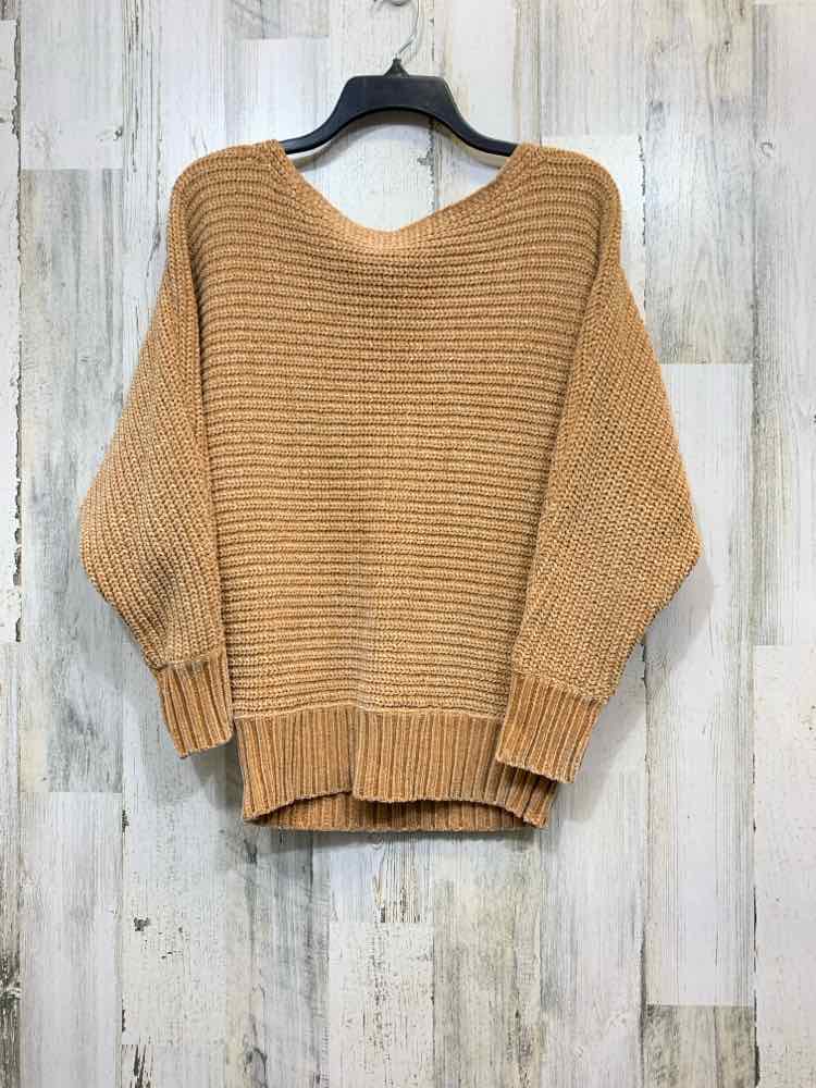 PRE-OWNED FOREVER 21 Tops Size S Tan KNIT SWEATER Sweater/TAN KNIT SWEATER