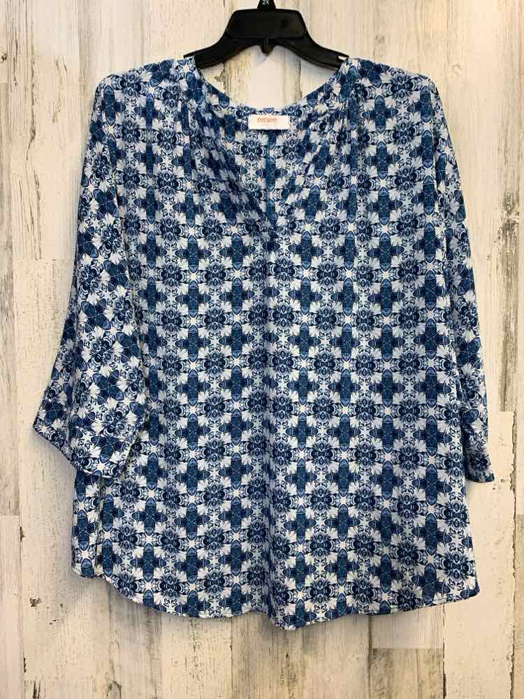 RENEE C. PLUS SIZES Size 3X BLU/WHT SPANISH TILE BAT SLEEVES TOP