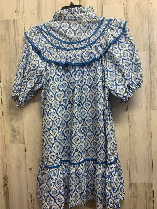 NWT UMGEE Dresses and Skirts Size M WHITE/BLUE MEDALION MINI Dress/WHITE/BLUE ME