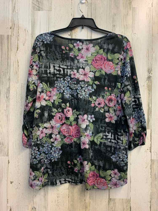PRE-OWNED I.B.DIFFUSION PLUS SIZES Size 2X BLK/WHT/PNK Floral 3/4 SLEEVE TOP