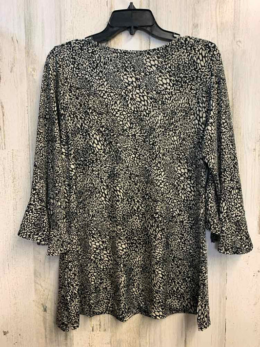PRE-OWNED LA MER LUXE Tops Size L BLACK/WHITE PEBBLES 3/4 LENGTH TOP/3/4 LENGTH