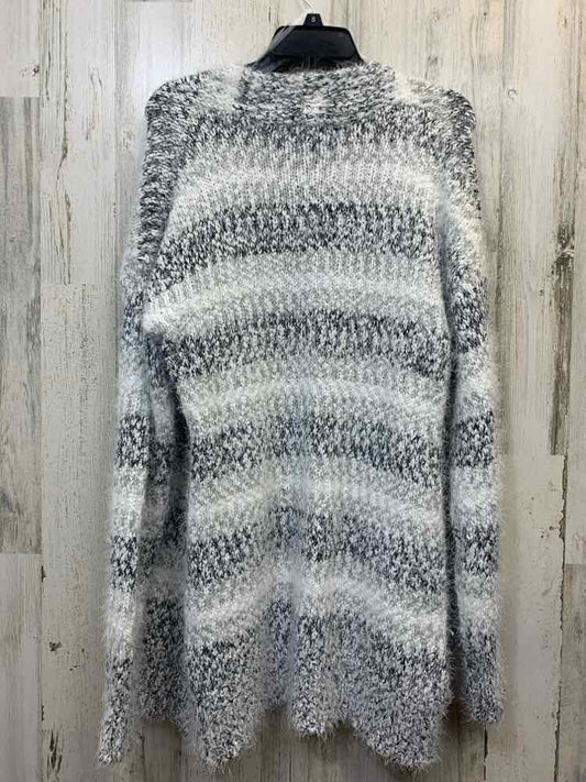 NWT ABSOLUTELY FAMOUS JACKETS / COATS Size L WHT/BLK LONG SLEEVES Cardigan