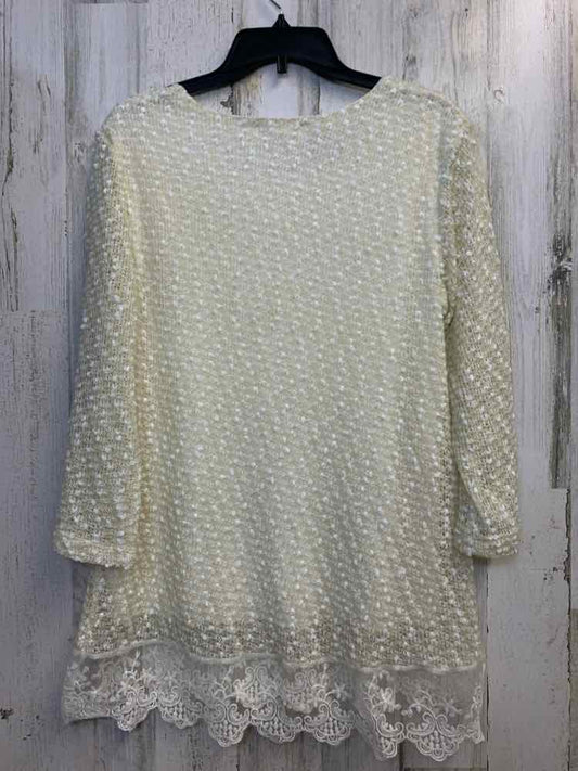 INDIGO SOUL Tops Size M Cream 3/4 LENGTH TOP