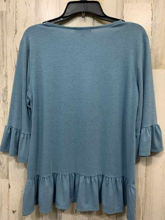 PRE-OWNED N TOUCH Tops Size PS Teal 3/4 SLEEVE TOP/CREW NECK W/ RUFFLE SLEEVES &