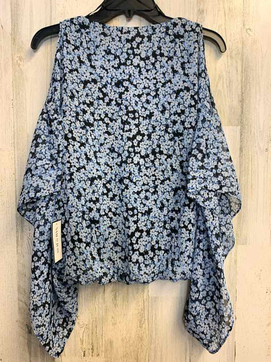 NWT SAM & JESS Tops Size XS BLK/BLU Floral SLEEVELESS TOP