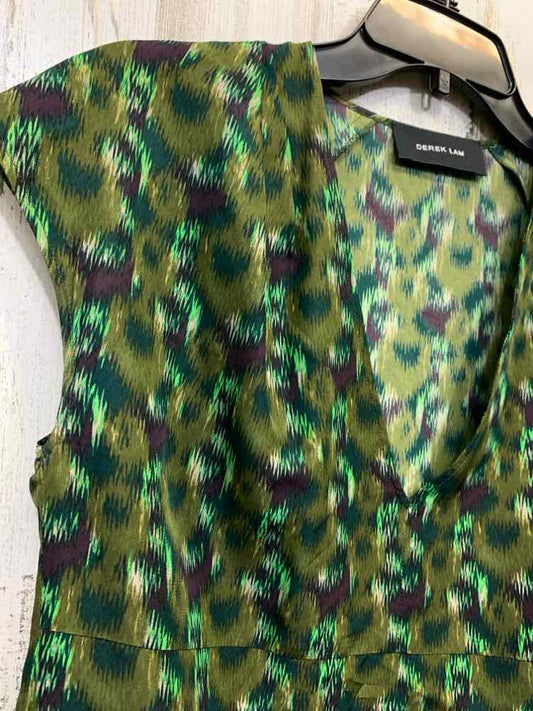PRE-OWNED DEREK LAM Tops Size S OLIVE/PRPLE/GREEN/LIME ABSTRACT TOP/SHORT SLEEVE
