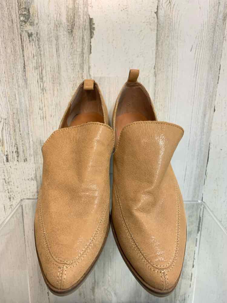 LUCKY SHOES Shoe Size 8 Caramel LOAFER Shoes