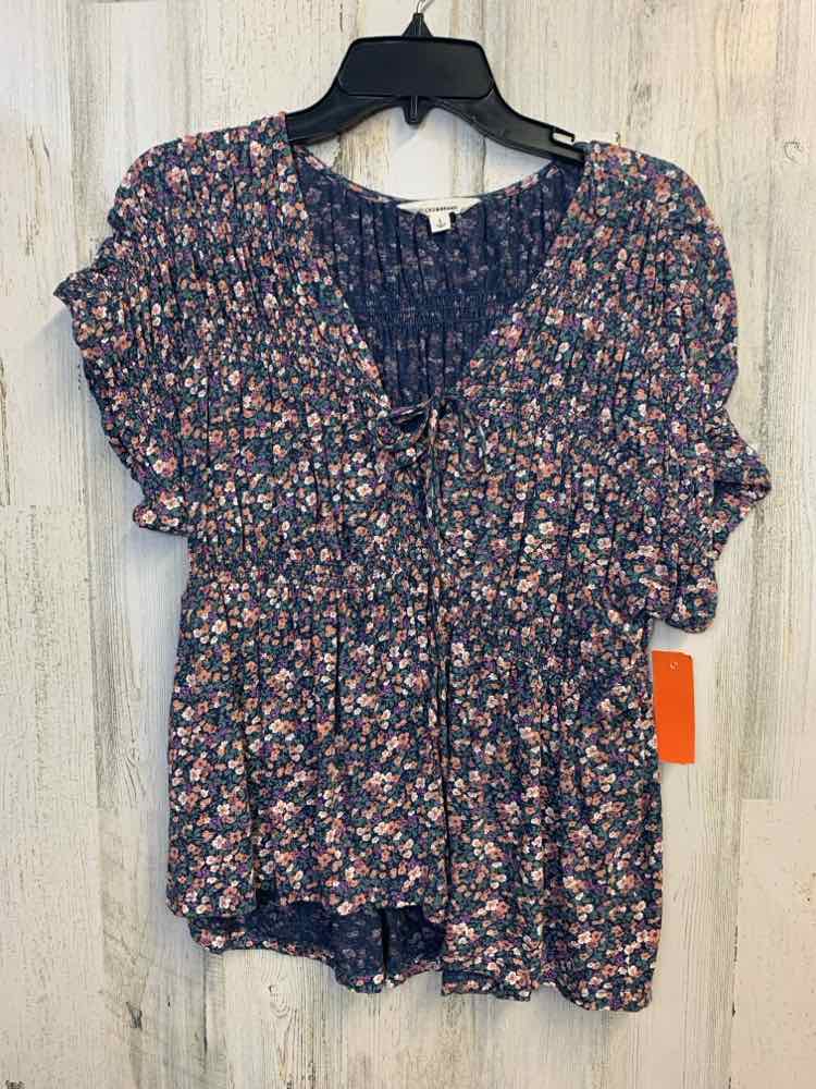 PRE-OWNED LUCKY BRAND Tops Size L Navy Floral SHORT SLEEVES TOP