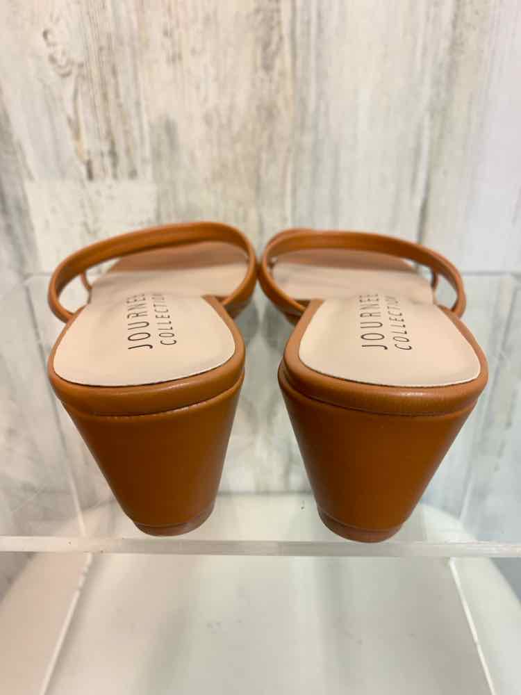 NWT JOURNEE COLLECTION SHOES Shoe Size 7 Caramel SANDAL Shoes