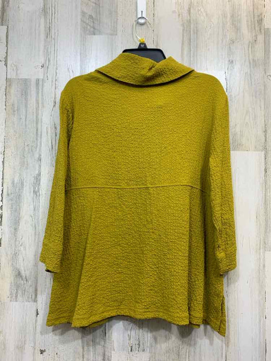 ALI MILES Tops Size PL Mustard 3/4 LENGTH TOP