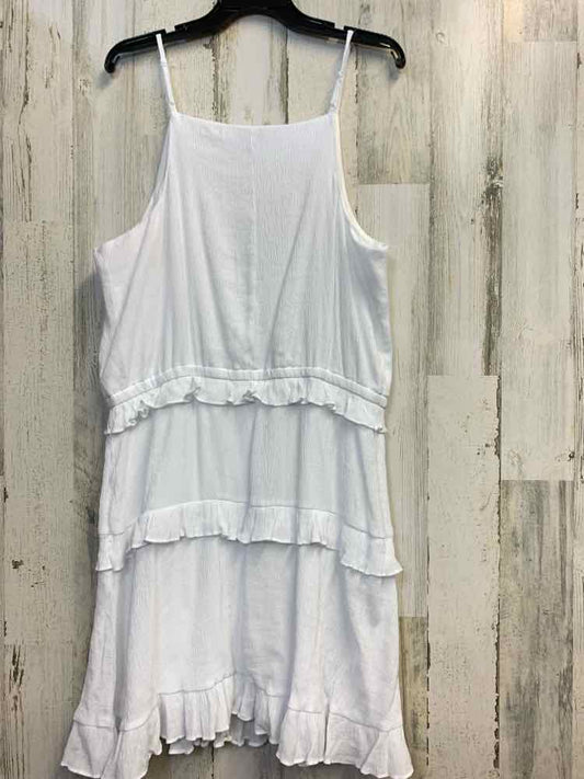 PRE-OWNED BAR lll Dresses and Skirts Size XL White Solid SPAGHETTI STRAP Dress/S