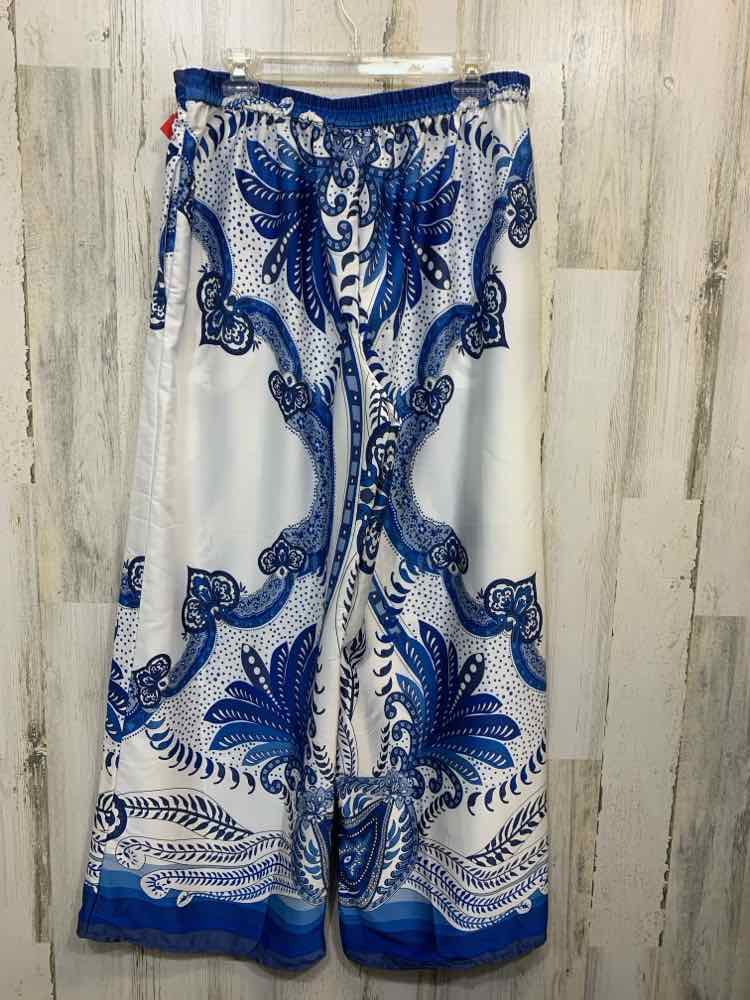 PRE-OWNED Size L CATO BOTTOMS WHITE/BLU Floral WIDE LEG Pants