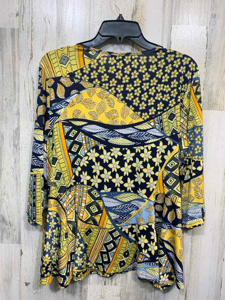PRE-OWNED N TOUCH Tops Size PL MUSTARD/NAVY ABSTRACT 3/4 SLEEVE Shirt/3/4 SLEEVE