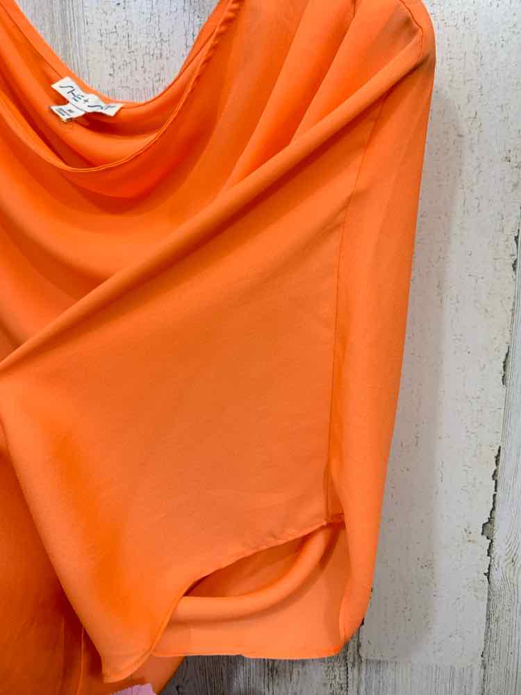 PRE-OWNED SHE + SKY Tops Size M NEON ORANGE Solid OFF 1 SHOULDER Blouse/NEON ORA