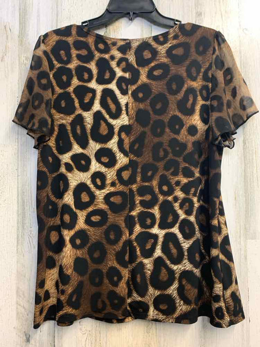 PRE-OWNED Adele & May Tops Size XL BRN/BLK LEAPORD SHORT SLEEVES TOP
