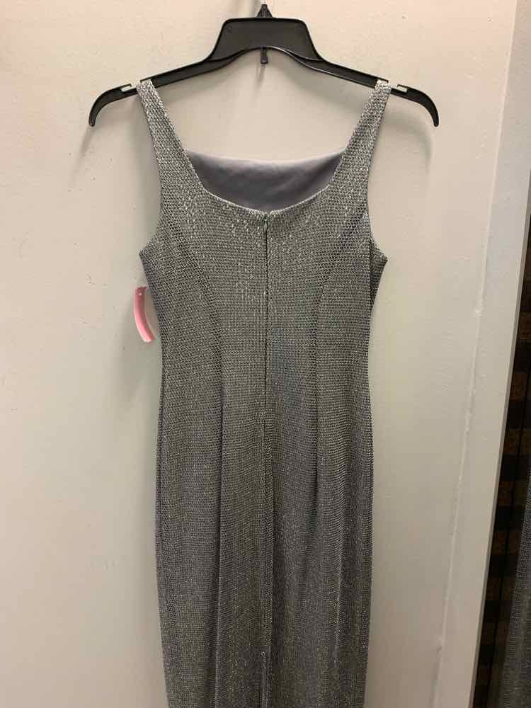 MOLLY MALLORY Dresses and Skirts Size 8 Silver LONG Dress