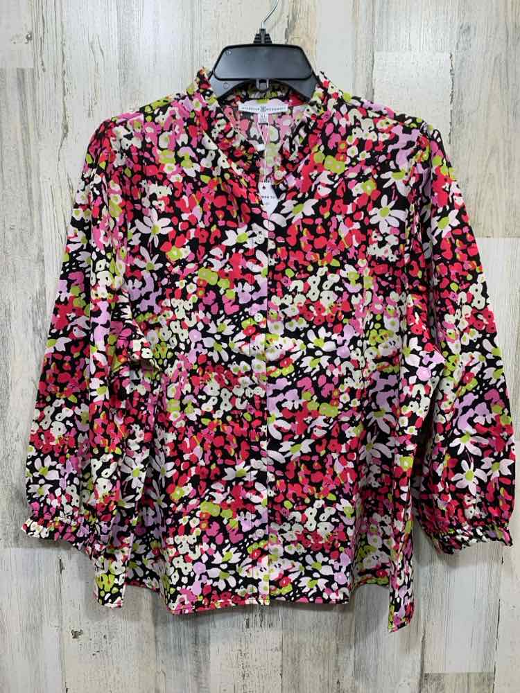 NWT MICHELLE MCDOWELL Tops Size XL RED/BLK/GRN Floral 3/4 SLEEVE Shirt