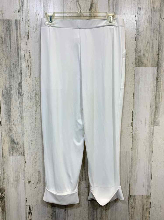 PRE-OWNED Size 8 SYMPLI BOTTOMS White Solid CAPRI Pants/CUFFED CAPRI PANTS 2 FRO