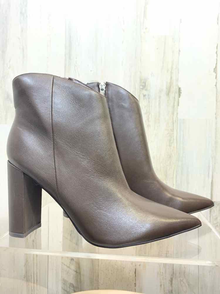 MARC FISHER SHOES Shoe Size 10 DARK BROWN Boots