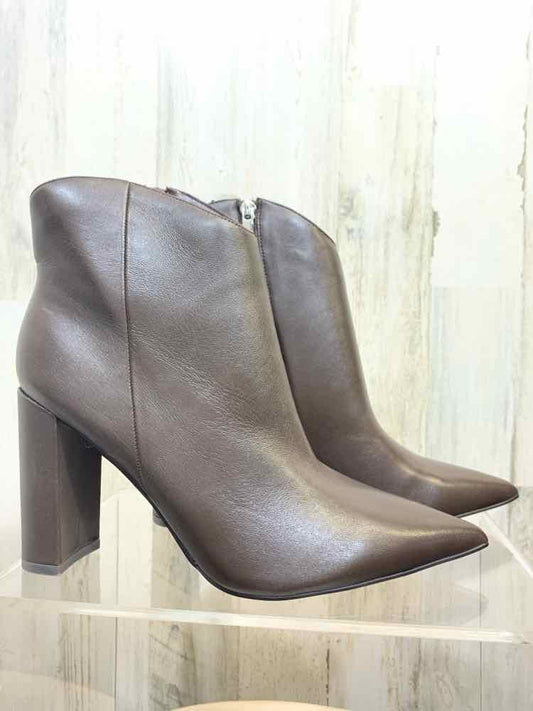 MARC FISHER SHOES Shoe Size 10 DARK BROWN Boots