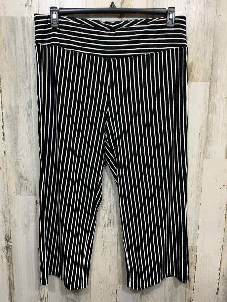 PRE-OWNED Size XL HABITAT BLK/WHT Stripe CROP Pants/WIDE ELASTIC WAISTBAND CROPP