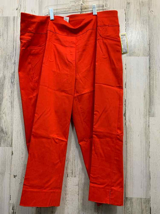 PRE-OWNED Size 18W RUBY RD BOTTOMS Red Solid CAPRI Pants