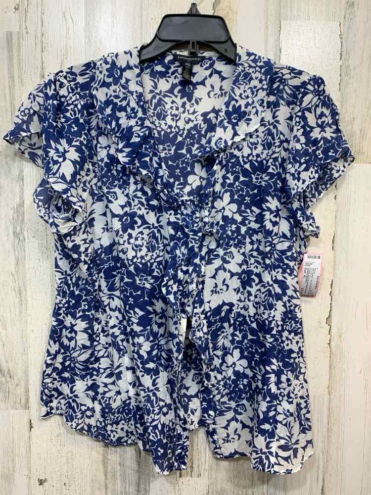 PRE-OWNED BANANA REPUBLIC Tops Size XL BLUE/WHITE Floral BUTTON UP Blouse/FLORAL