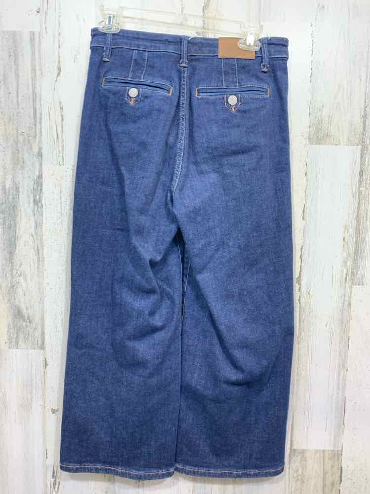 PRE-OWNED Size 27 JUDY BLUE BOTTOMS DARK BLUE JEAN CAPRI
