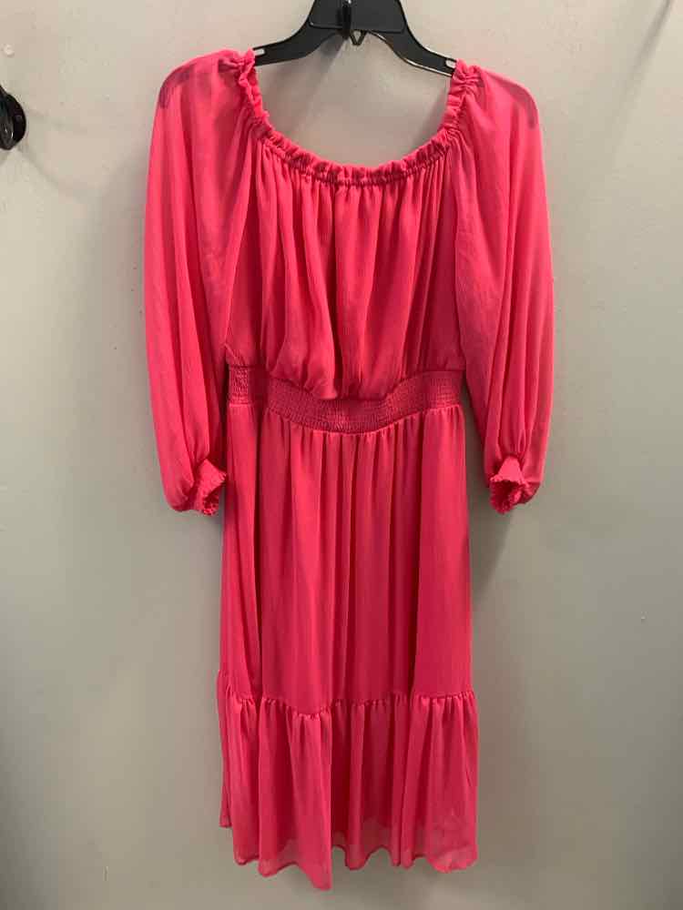 SOFIA Dresses and Skirts Size M Pink Dress