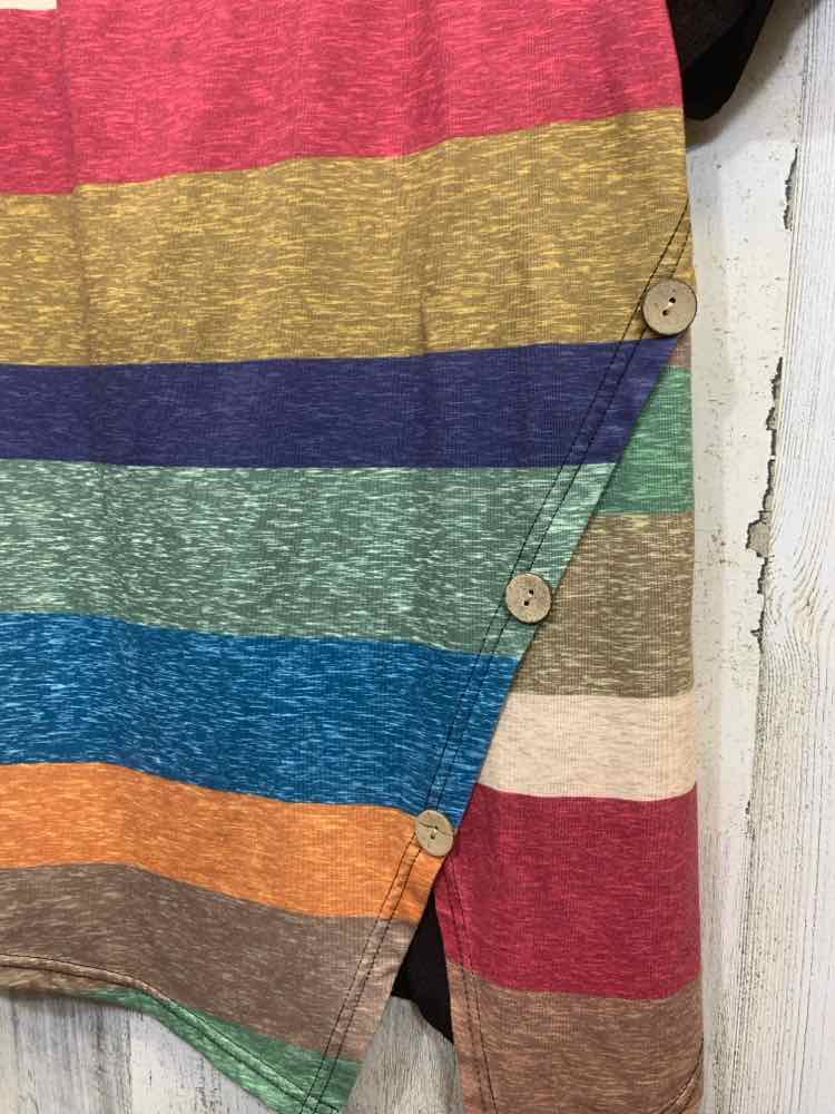 PRE-OWNED Tops Size M BLACK/RED/YELLOW/CREAM/BLUE/PURPLE STRIPES Shirt/SHORT SLE