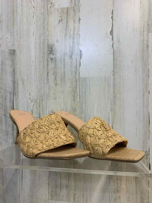 NWT A NEW DAY SHOES Shoe Size 8 Beige CANVAS KITTEN HEEL Shoes/BEIGE CANVAS OPEN