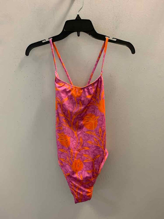 NWT LIBERTY & JUSTICE Swimwear Size M PINK/ORANGE BRANCHES 1 PC Swimsuit