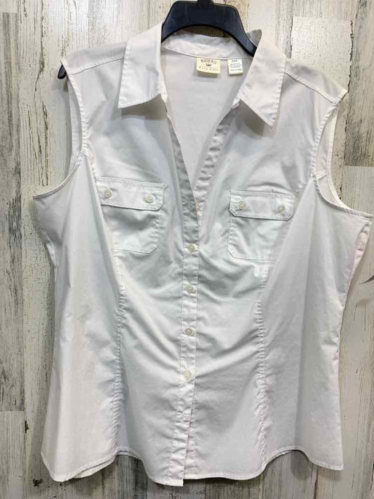 PRE-OWNED LEE Tops Size XL White Solid SLEEVELESS Shirt/WHITE SLEEVE BUTTON UP T