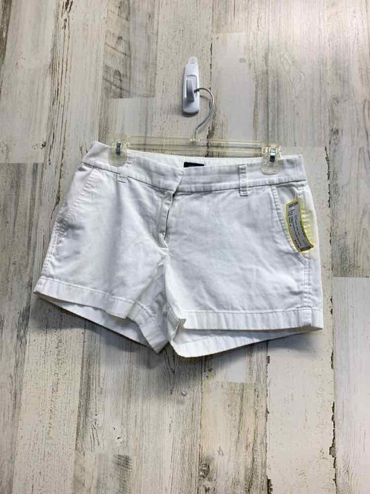 PRE-OWNED Size 4 J CREW White Solid Shorts